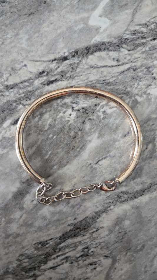 Simple Gold Bracelet